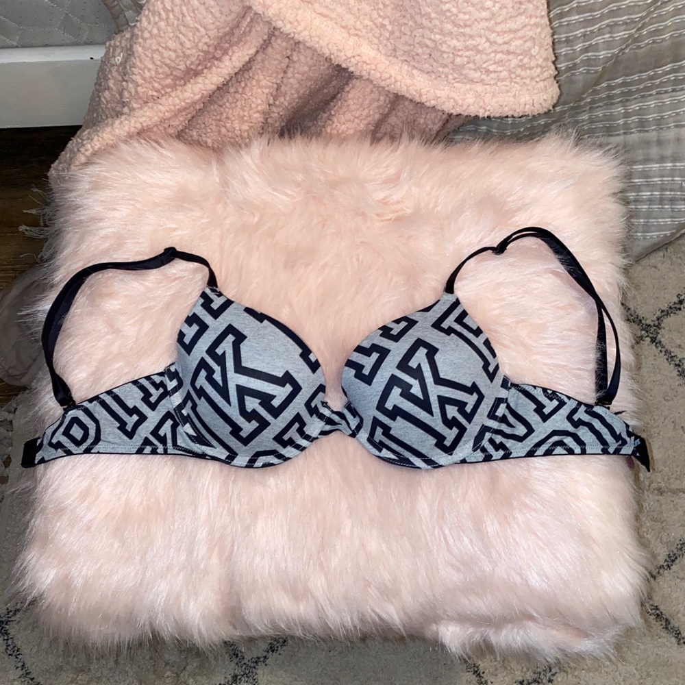 Victoria’s Secret/ PINK Bra